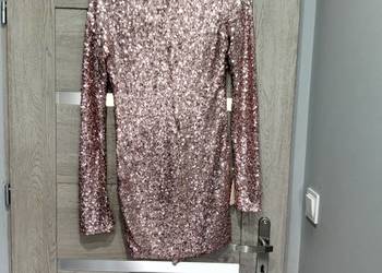 Sprzedam sukienkę różową