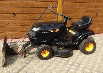 Traktorek ogrodowy. McCulloch 13,5 HP. B&S + pług.