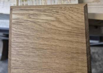 Podstawka pod kubek z litego dębu – ręcznie wykonana