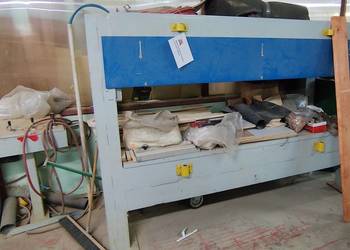 Prasa do klejenia drzwi Prasa do klejenia drzwi