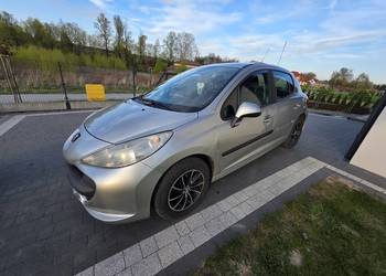 Peugeot 207 1.6 HDi 90 KM hatchback.