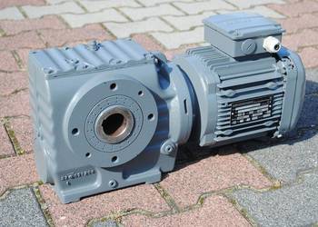 Motoreduktor kątowy 1.5kw. 52obr./min. SEW C61-A90S/4-D15N
