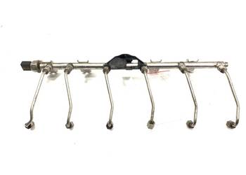 LISTWA WTRYSKOWA  Z CZUJNIKIEM BMW E71 7575480 3.0 306KM