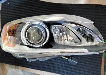 Lampa prawa Volvo S60 lift .Na części.