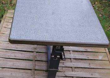 Składany stolik do przyczepy kempingowej stół