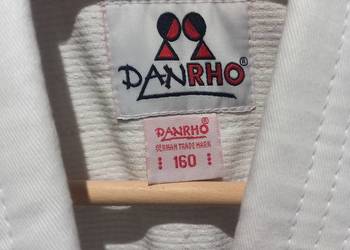 Bluza z pasem judoga do judo aikido jujutsu DANRHO DOJO Line roz.160 Bluza z pasem judoga do judo aikido jujutsu DANRHO DOJO Line roz.160
