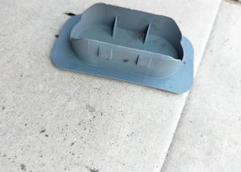 FORD MONDEO MK1  MK2 OSŁONA ŚRUBY ANTENY PODSUFITKI