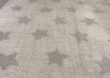 Sprzedam dywanik 160cm/132cm