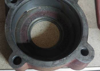 Oprawa łożyska odrzutnika Bizon 5040100050 Z056 Płatn