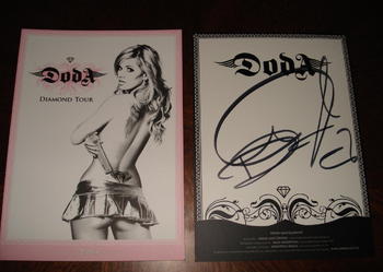 ORYGINALNY AUTOGRAF " DODY"