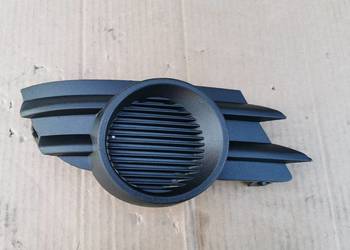 Prawa kratka zderzaka przód opel meriva A 1 I lift 13193541