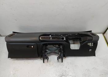 Mercedes EQC 400 W293 KOKPIT DESKA ROZDDZIELCZA UK