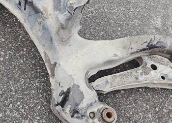 Wózek przedni nissan primera