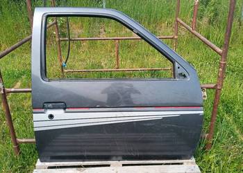 Drzwi prawe Nissan Terrano I pickup d21