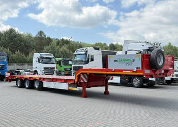niskopodwoziowa Bodex NN3J Ładowność: 26.500kg 3osie SAF Przednia Podnoszo…