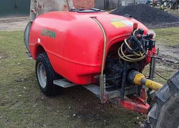 Opryskiwacz sadowniczy Lochmann 1500l do porzeczek i sadu
