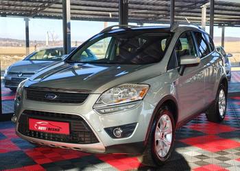 Ford Kuga Napęd 4x4 ! Bogate Wyposażenie ! Zarejestrowany !