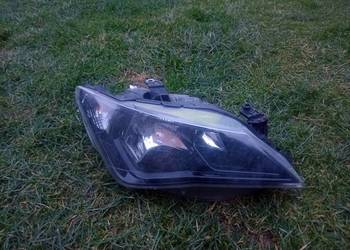 Seat Ibiza IV 4 LIFT 12-17 przednia Prawa lampa reflektor ORYGINAŁ