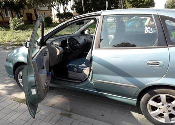 Nissan Almera Tino Cena 1800 bez marudzenia