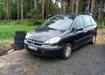 Peugeot 807  2005r  2,0  benzyna  136 km