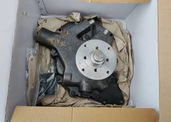 Sprzedam pompę wody John Deere serii 3