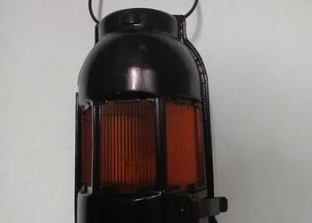 Stara lampa  sygnalizacyjna.  Rezerwacj9a