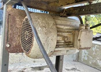 Heblarka stołowa z silnikiem 7,5KW. Stan BDB