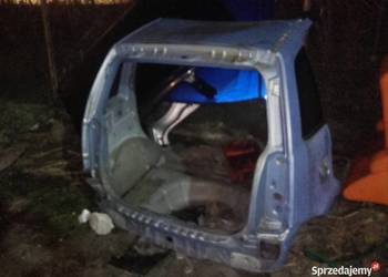 Fiat Idea Lewy Prawy tylny błotnik ćwiartka + Pas tylny