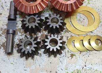 Koronki satelity komplet C360 .