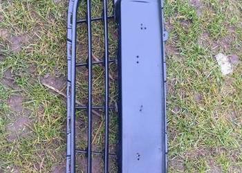 Środkowa atrapa zderzaka Hyundai i20 2013 r