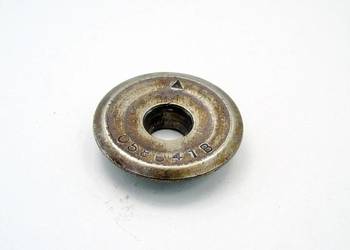 MISKA ZAWORU GŁOWICY 2.8 V6 AUDI A4 B5 B6 A6 C5 A8 D2 PASSAT 2.4 058641B