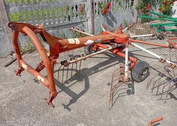 Zagrabiarka kuhn Claas kontur