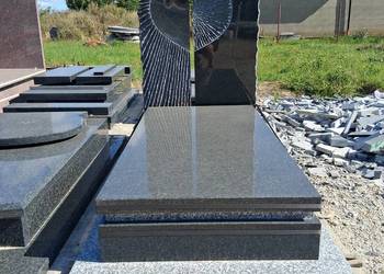 Nagrobek serce ziemny impla Strzegom