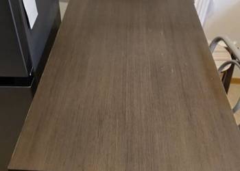 Stół , taborety 2 szt i krzesła 2 szt. Można rozdzielić