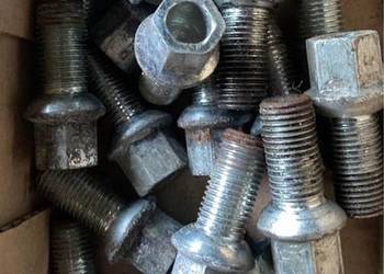 Komplet oryginalnych śrub Audi A4 B9 B6 B7 B8