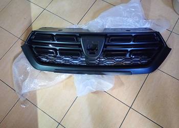 NOWY Grill atrapa do Dacia Dokke