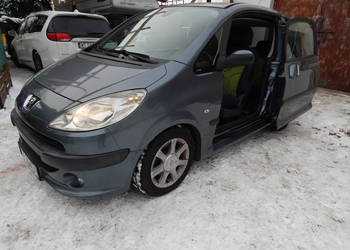 PEUGEOT 1007  BŁOTNIK LEWY PRZÓD PRZEDNI EZW