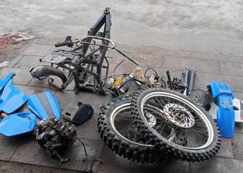 Części Derbi Senda Rama Dokumenty Silnik Koła Plastiki Lagi Wahacz Licznik