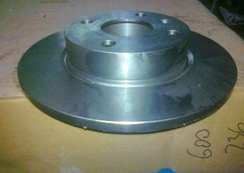 OPEL CORSA C 2000-2003- TARCZE HAM. NOWE ZW. TYŁ. VALEO