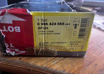 Klocki hamulcowe Bosch 0 986 424 668.   BP384 Chrysler Voyager