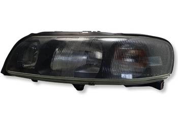 LAMPA Volvo S60 I V70 II XC70 LEWY PRZÓD lewa przednia 8693577 Europa