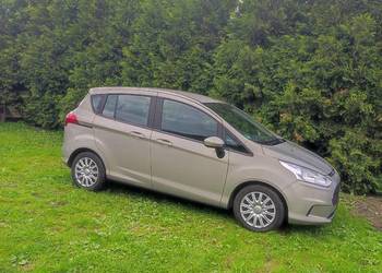 Ford B-Max bardzo mały przebieg (udokumentowany)