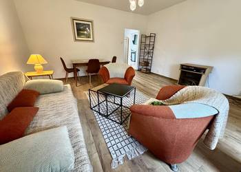 Komplet wypoczynkowy z dwoma fotelami