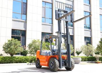 Wózek widłowy spalinowy Müller Machinery MFD 50, udźwig 5 t – nowy