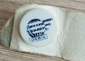 Przypinka Polskie Biuro Podróży ORBIS