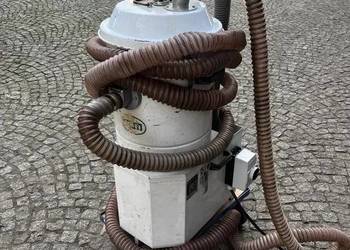 Odkurzacz przemysłowy Nilfisk CFM – Włochy – 1,5 kW – 400 V
