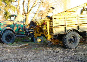 Pojazd specjalny do odwiertów wiertnica GAZ 66 UP 4x4