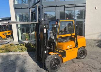 Nowy wózek widłowy 4T 4.5m kabina