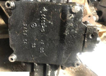 JCB 4cx - Rozdzielacz Przedni Contractor