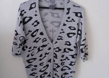 Sweter w panterkę